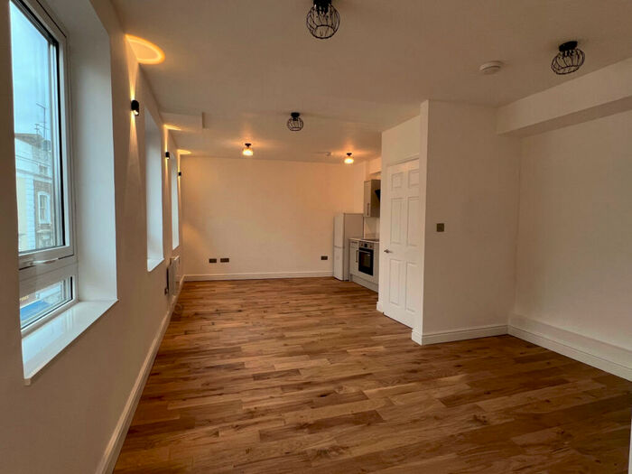 Studio To Rent In Mare Street, Hackney, E8