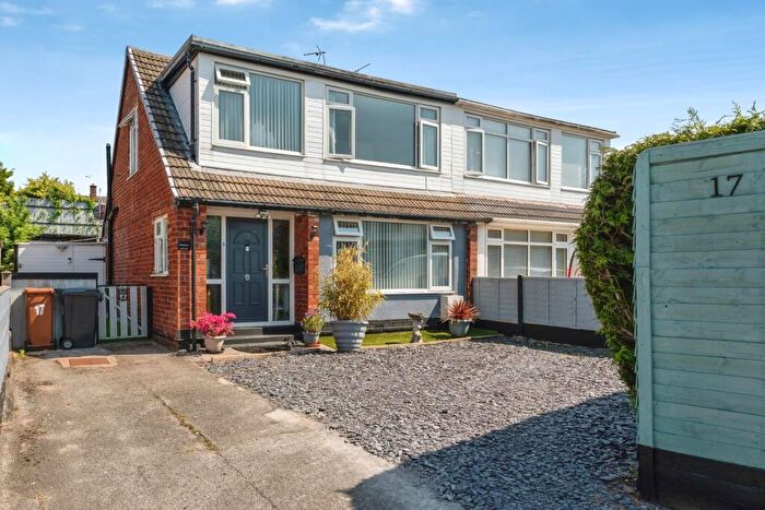 3 Bedroom Semi-Detached House For Sale In Princes Drive, Flint, Flintshire, CH6