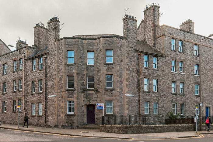 1 Bedroom Flat To Rent In St Leonards Street Edinburgh United Kingdom, EH8