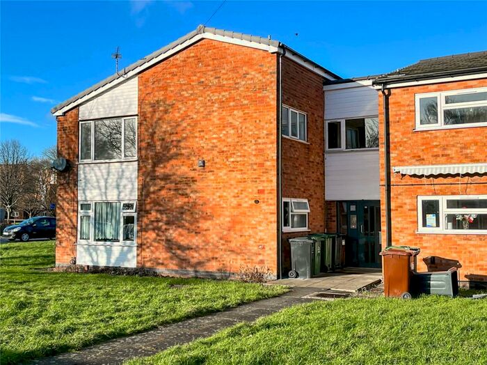 1 Bedroom Flat To Rent In Warwick Way, Loughborough, Leicestershire, LE11