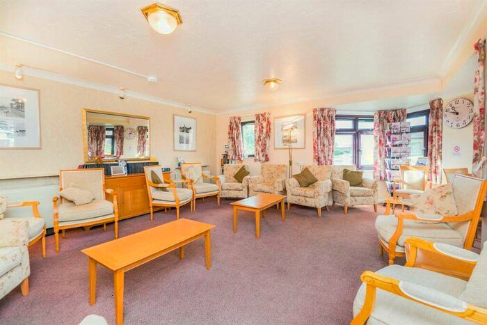 1 Bedroom Retirement Property To Rent In Oakhaven, Gravel Hill Way, Dovercourt, Harwich, CO12