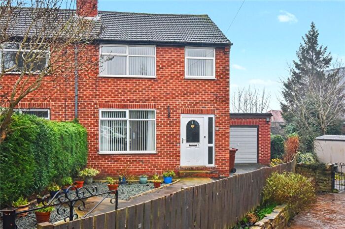 3 Bedroom Semi Detached House For Sale In Chapel Close, Garforth, Leeds, West Yorkshire, LS25