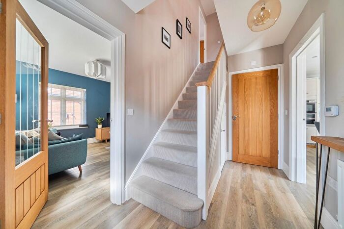 4 Bedroom Detached House For Sale In Nevinson Way, Waterlooville, PO7