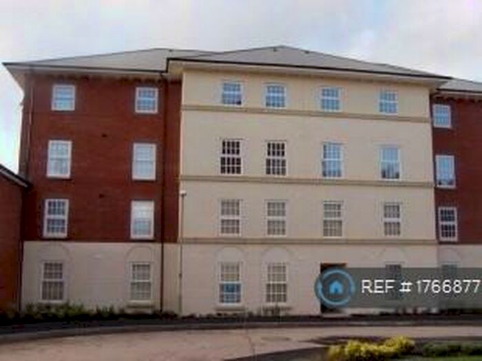 2 Bedroom Flat To Rent In Harescombe Drive, Gloucester, GL1