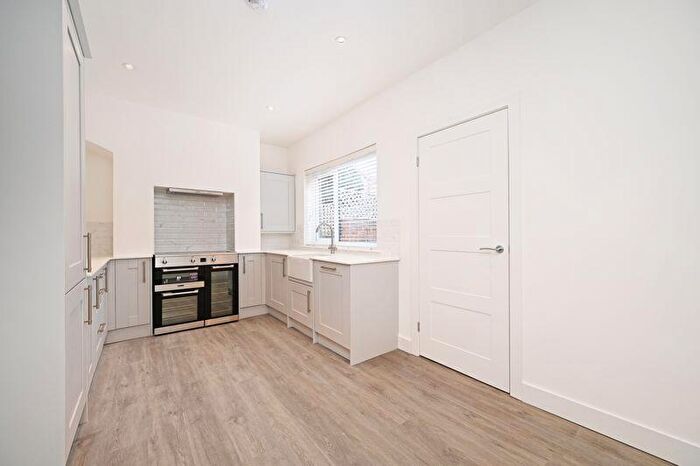 3 Bedroom Terraced House For Sale In Bole Hill Lane, Crookes, Sheffield, S10