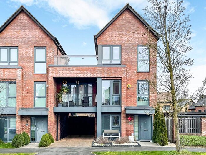 3 Bedroom End Of Terrace House For Sale In Atlas Way, Oakgrove, Milton Keynes, MK10