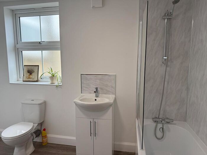 2 Bedroom Apartment To Rent In Crofts Place, Broadstairs, CT10