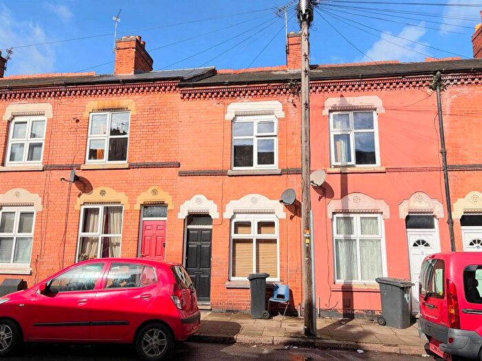2 Bedroom Terraced House For Sale In Churchill Street, Highfields, Leicester, LE2