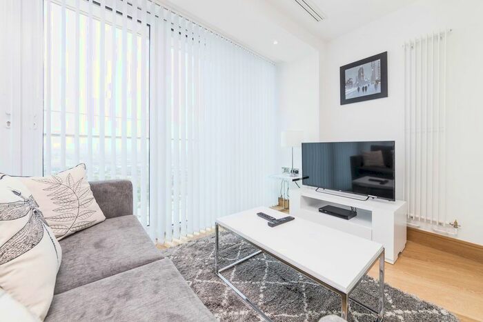 Studio To Rent In Arena Tower, 25 Crossharbour Plaza, Canary Wharf, London E14