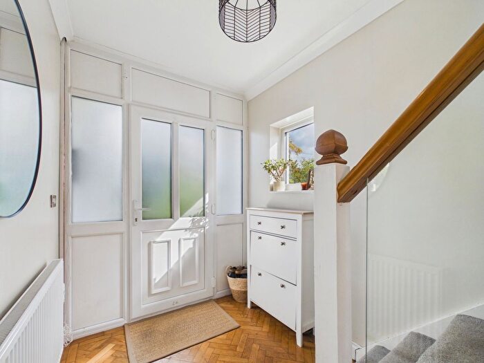 3 Bedroom Semi-Detached House For Sale In Maes-Y-Coed Road, Cardiff, CF14