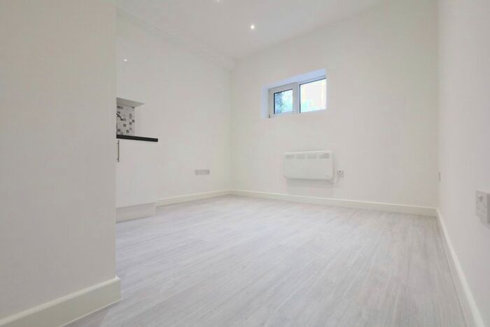 Studio To Rent In Robert Mews, London, BR6
