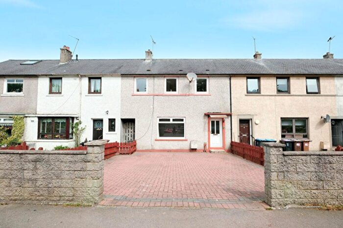 3 Bedroom Terraced House For Sale In Davidson Drive, Aberdeen, AB16