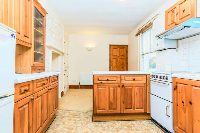 1 Bedroom Flat To Rent In Rutland Road, Plymouth, PL4