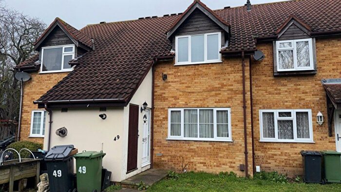 1 Bedroom Flat For Sale In Herald Walk, Dartford, Kent, DA1