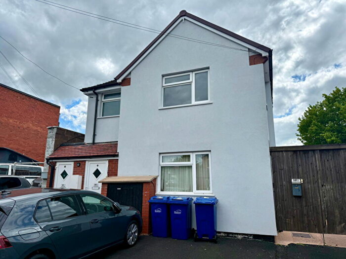 2 Bedroom Apartment To Rent In Enville Street, Stourbridge, DY8