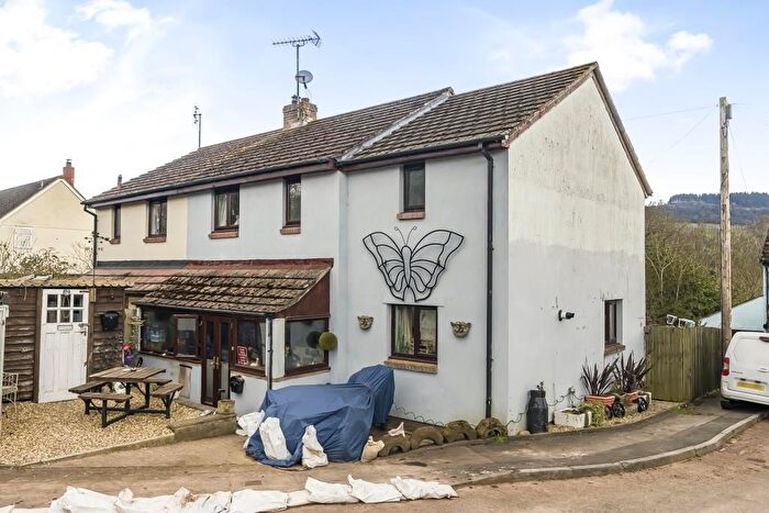4 Bedroom Semi-detached House For Sale In Poorscript Gardens, Grosmont, NP7