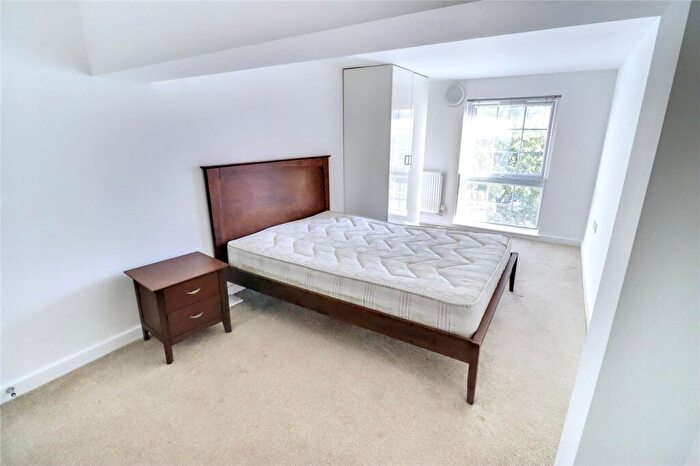 3 Bedroom Duplex To Rent In Holbrook Court, Stratford, London, E15