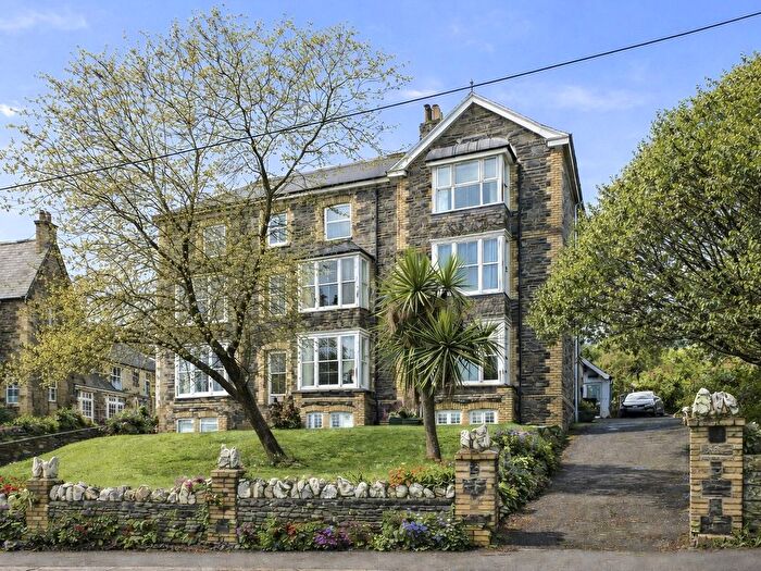 1 Bedroom Flat For Sale In Molesworth Street, Wadebridge, Cornwall, PL27