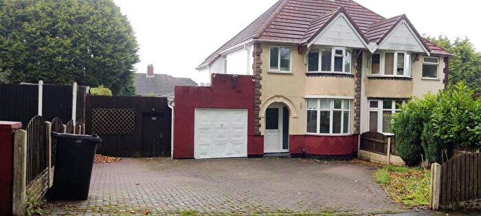 3 Bedroom Semi-Detached House To Rent In The Broadway, Dudley, West Midlands, DY1
