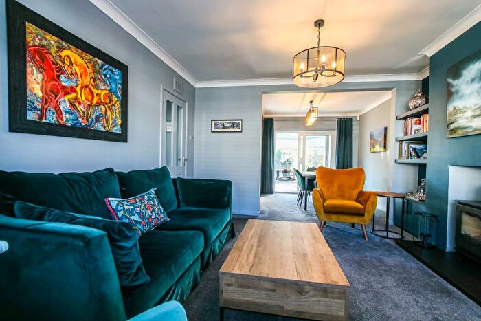 3 Bedroom Semi-Detached House For Sale In Whitecroft Road, West Moor, NE12