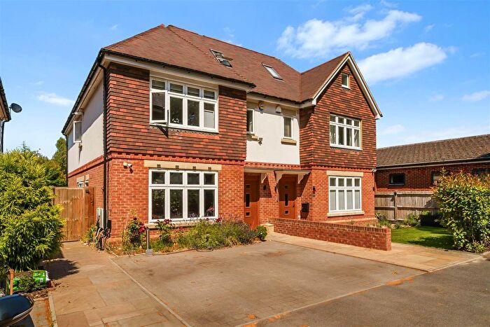 4 Bedroom Semi-Detached House For Sale In The Drive, Banstead, SM7