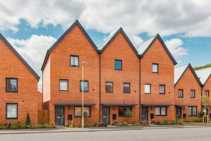 3 Bedroom End Of Terrace House For Sale In Off Botley Road, Whiteley, Hampshire, SO30