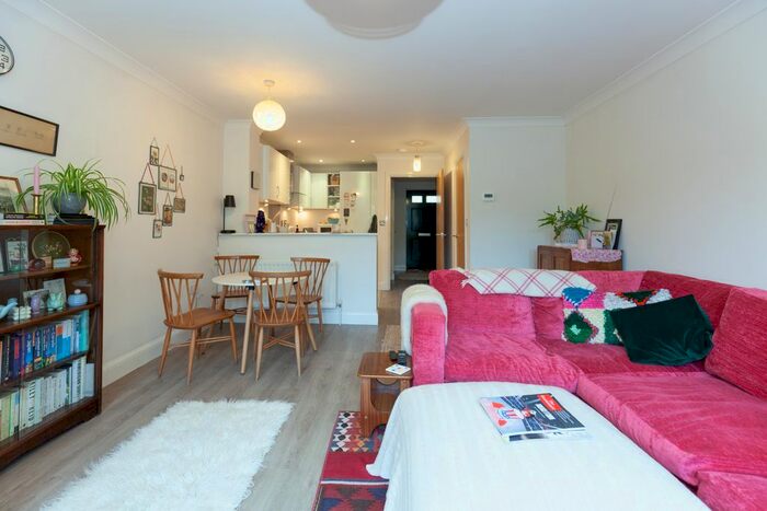 2 Bedroom Terraced House To Rent In Reliance Way, Oxford, OX4