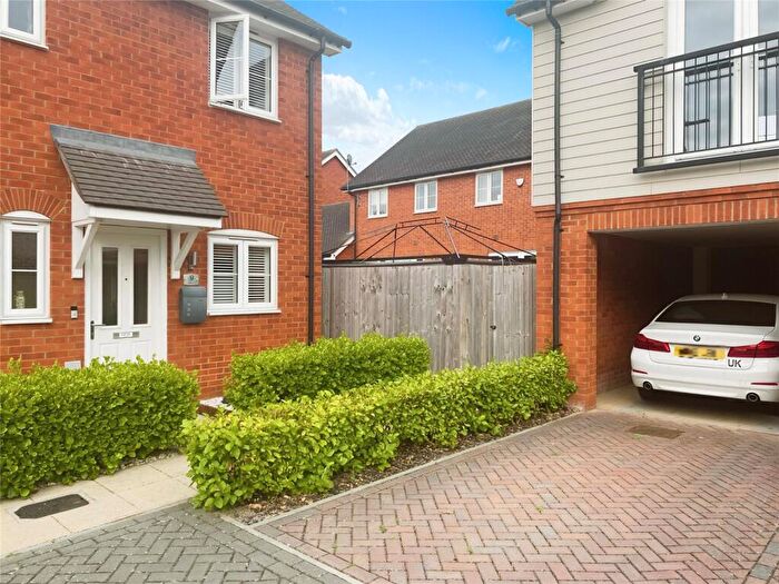 2 Bedroom End Of Terrace House To Rent In Friars Court, Maidstone, Kent, ME15