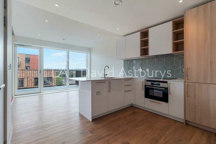 1 Bedroom Apartment To Rent In Mary Neuner Road, Hornsey, London, N8