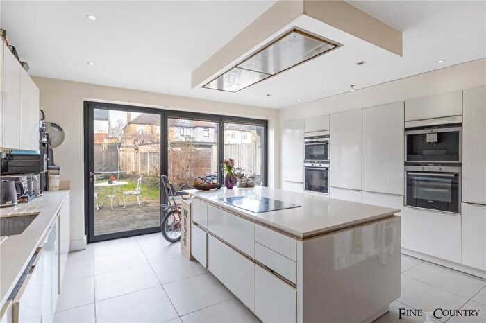 4 Bedroom Terraced House For Sale In Doyle Gardens, London, NW10