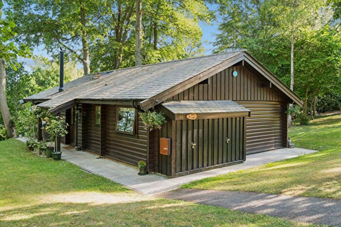 2 Bedroom Detached Bungalow For Sale In Harleyford, Marlow, SL7