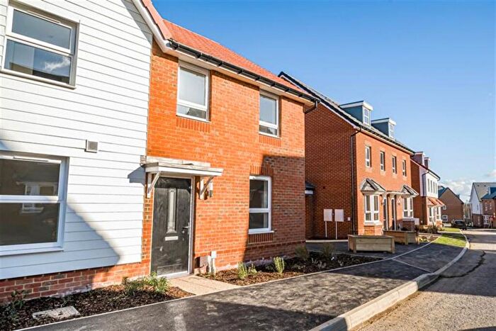 3 Bedroom Semi-Detached House To Rent In Bedroom Semi Detached House In Porty Road, Sturry, CT2