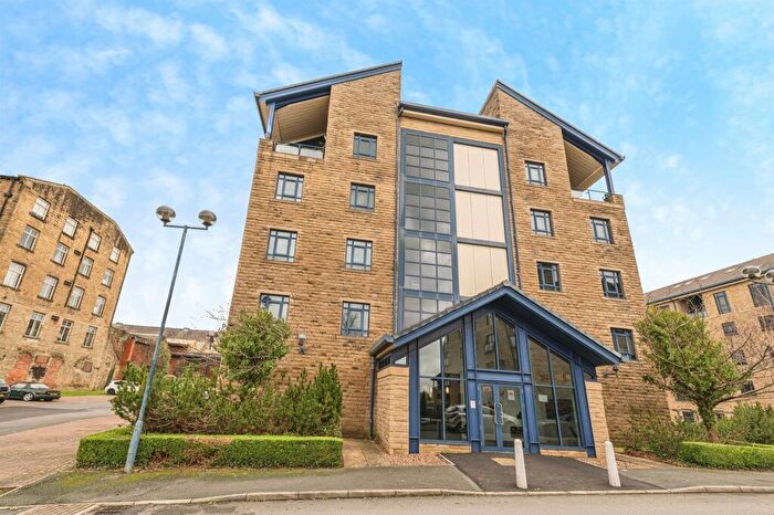 2 Bedroom Penthouse For Sale In Equilibrium, Lindley, Huddersfield, HD3