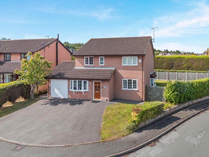 4 Bedroom Detached House For Sale In The Oaks, Hawarden, CH5