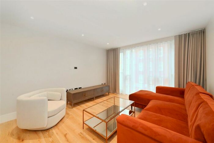 3 Bedroom Apartment To Rent In Baker Street, Marylebone Street, London, NW1