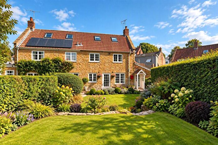 3 Bedroom Detached House For Sale In Southgate, Beaminster, Dorset, DT8