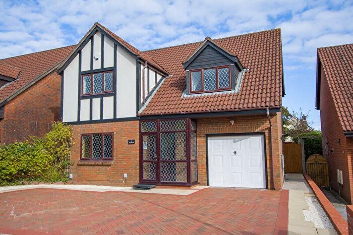 4 Bedroom Detached House For Sale In Meadowside, Penarth, CF64