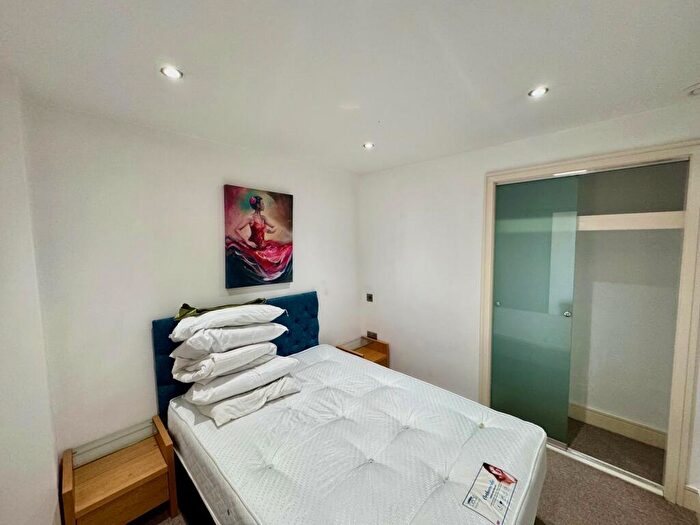 2 Bedroom Apartment To Rent In The Ropewalk, City Cente, NG1