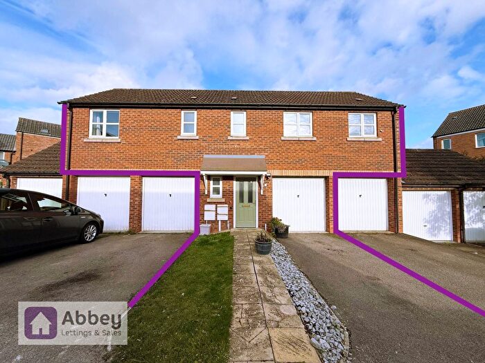 2 Bedroom Property To Rent In Sockburn Close, Hamilton, LE5