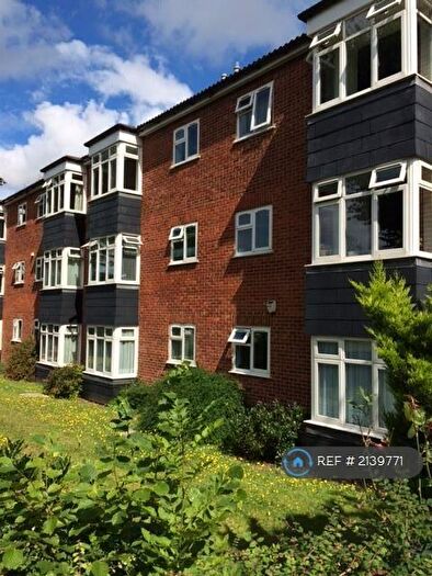2 Bedroom Flat To Rent In Taylors Close, Sidcup, DA14