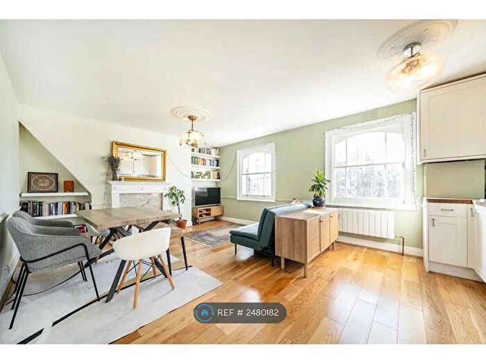 2 Bedroom Flat To Rent In Tyrwhitt Road, London, SE4