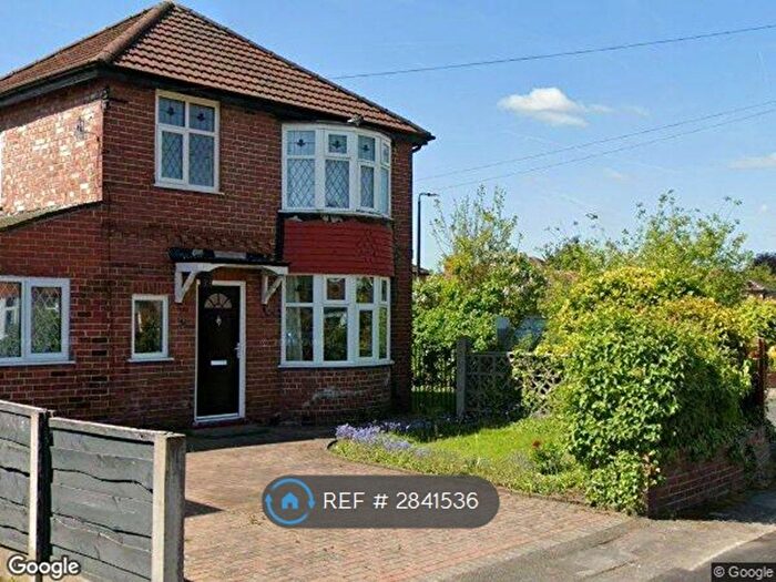 4 Bedroom Detached House To Rent In St Georges Crescent, Altrincham, WA15
