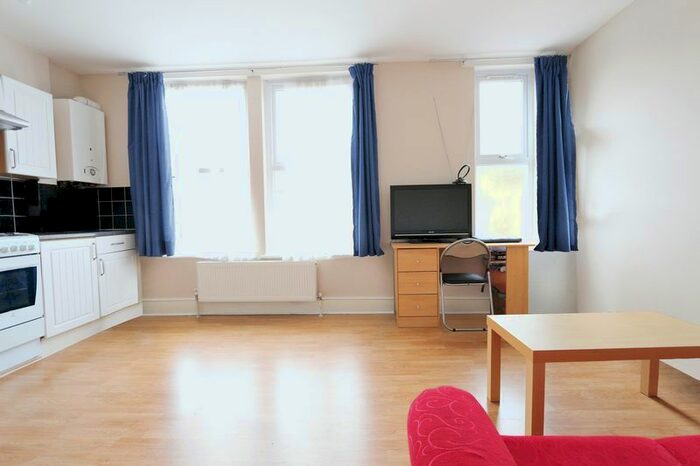 1 Bedroom Flat To Rent In Marlborough Road, London, N22