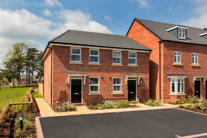 2 Bedroom Semi-Detached House For Sale In Edwinstowe, NG21