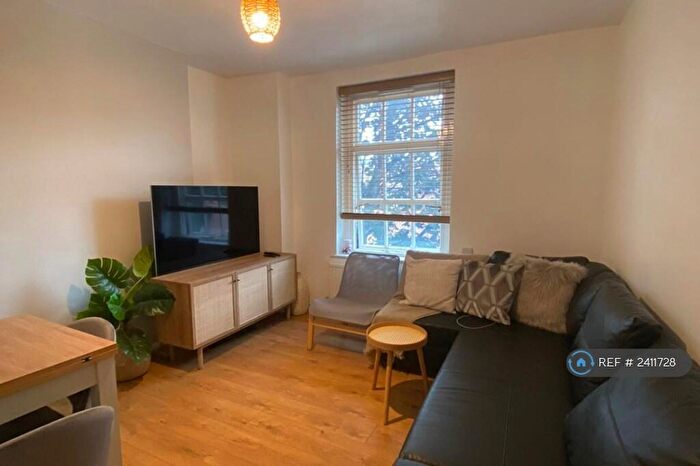 1 Bedroom Flat To Rent In Corfield Street, London, E2