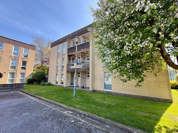 2 Bedroom Flat To Rent In Redland, St. Oswalds Court, BS6