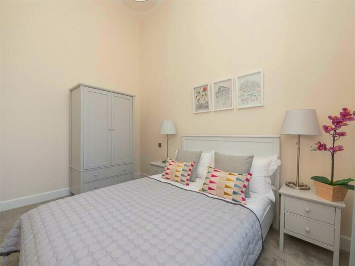 2 Bedroom Flat To Rent In Maygrove Road, NW2