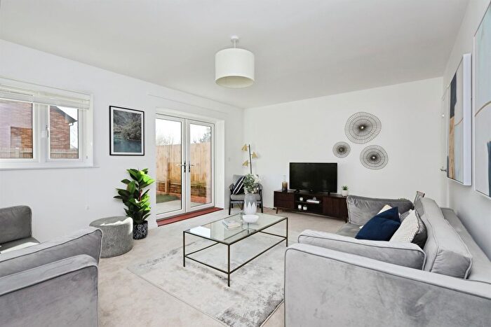 3 Bedroom Semi-Detached House For Sale In Farm Field Place, Herstmonceux, Hailsham, BN27