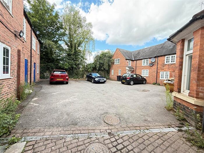 2 Bedroom Block Of Apartments To Rent In High Street, Coleshill, B46