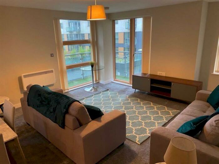 2 Bedroom Flat To Rent In Masson Place, Hornbeam Way, Green Quarter, M4